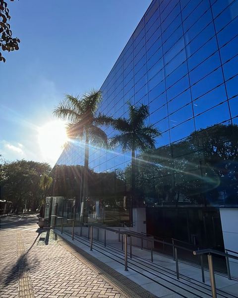 Fachada do edifício da TOTVS na Av. Braz Leme
