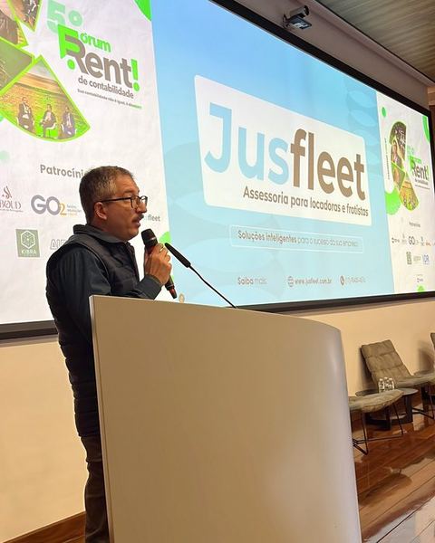 Apresentação da JusFleet no palco